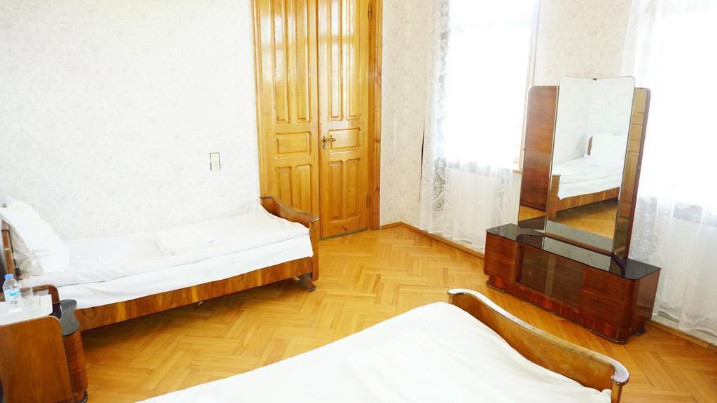 Guesthouse Zedafoni Zestafoni Dış mekan fotoğraf