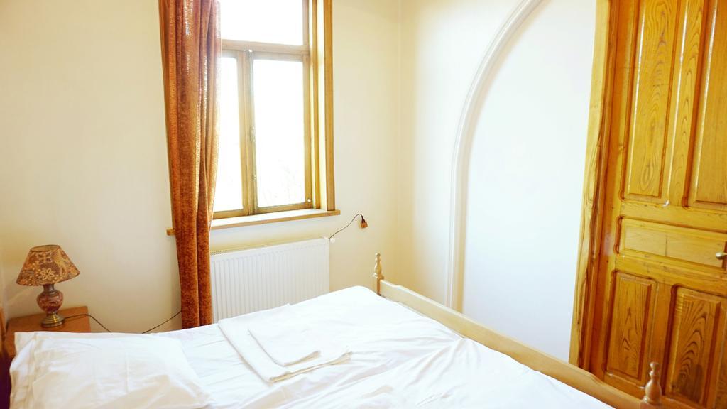 Guesthouse Zedafoni Zestafoni Dış mekan fotoğraf