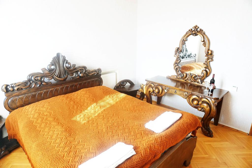 Guesthouse Zedafoni Zestafoni Dış mekan fotoğraf